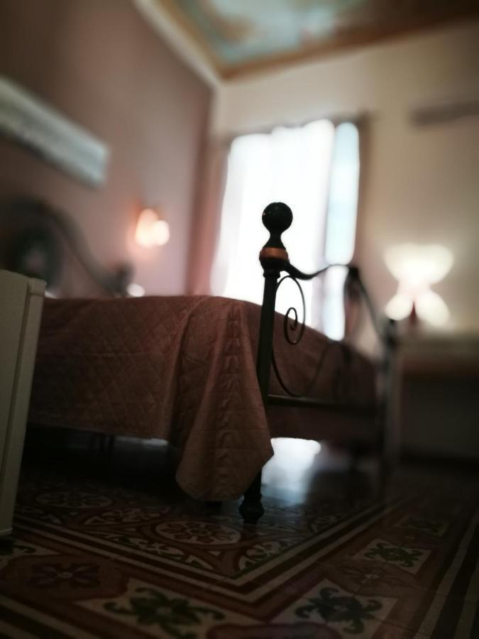 Bella Palermo Bed & Breakfast Bagian luar foto